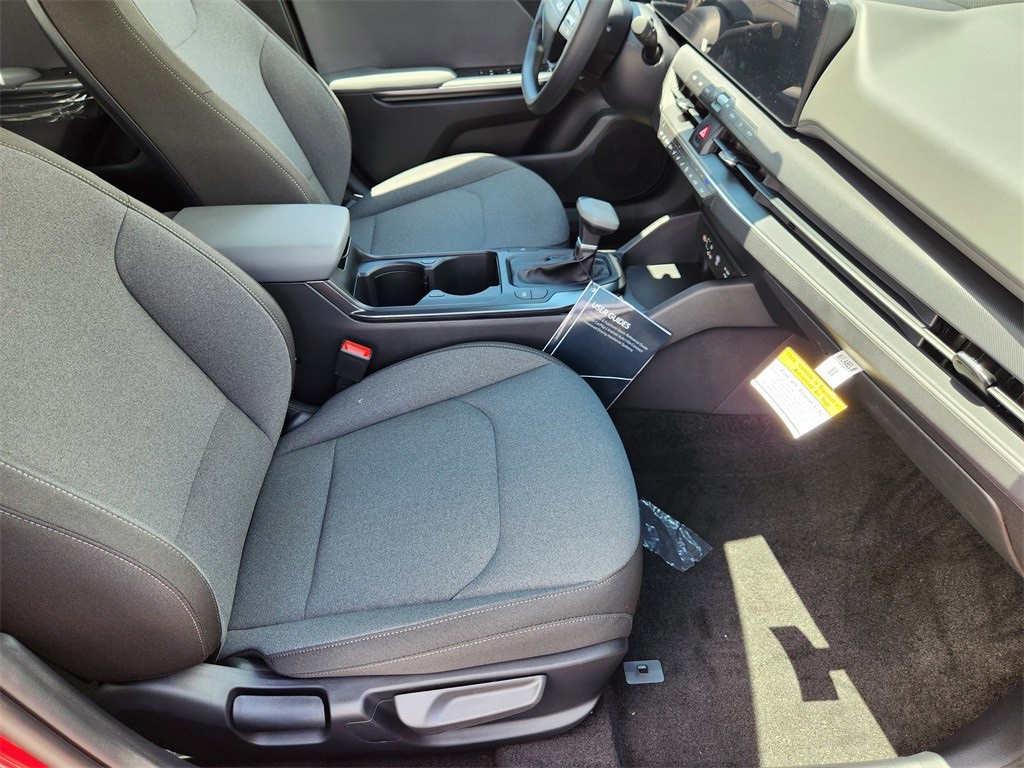 2025 Kia K4 LXS - 9