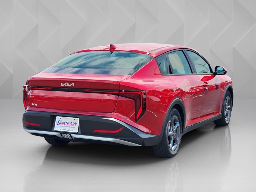 2025 Kia K4 LXS - 2