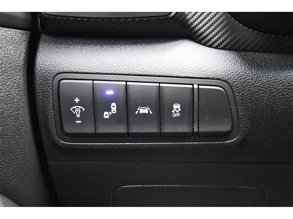 2020 Hyundai Tucson SEL Red at Community Kia