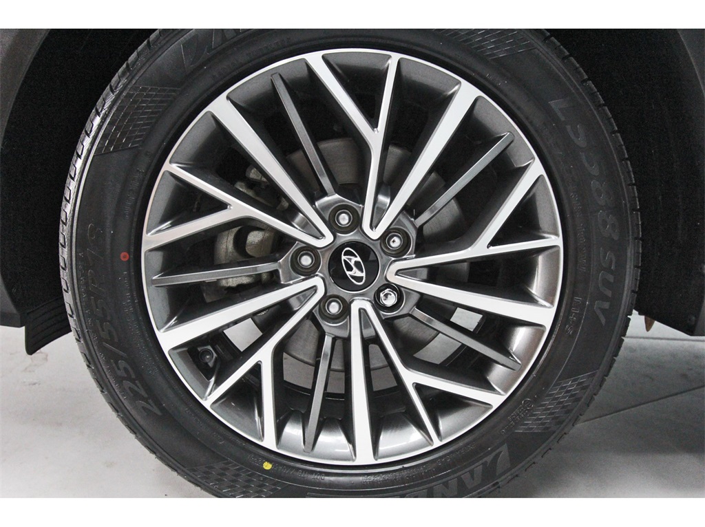 2020 Hyundai Tucson SEL Red at Community Kia