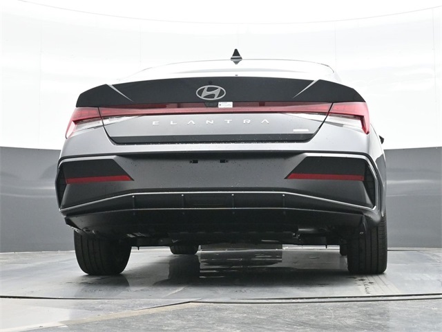New 2025 Hyundai Elantra Hybrid For Sale in South Charleston, WV