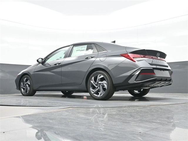 New 2025 Hyundai Elantra Hybrid For Sale in South Charleston, WV