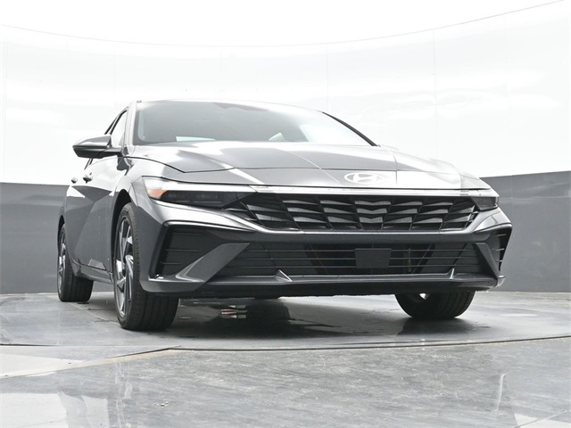 New 2025 Hyundai Elantra Hybrid For Sale in South Charleston, WV