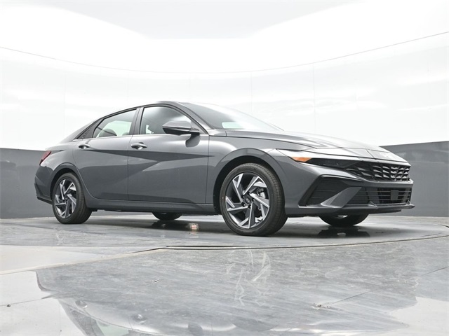 New 2025 Hyundai Elantra Hybrid For Sale in South Charleston, WV