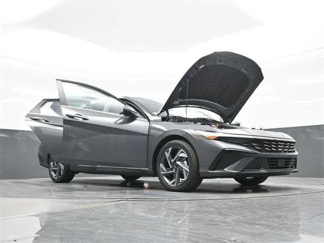 New 2025 Hyundai Elantra Hybrid For Sale in South Charleston, WV