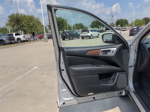 2020 Nissan Pathfinder Platinum Silver at Don McGill Toyota