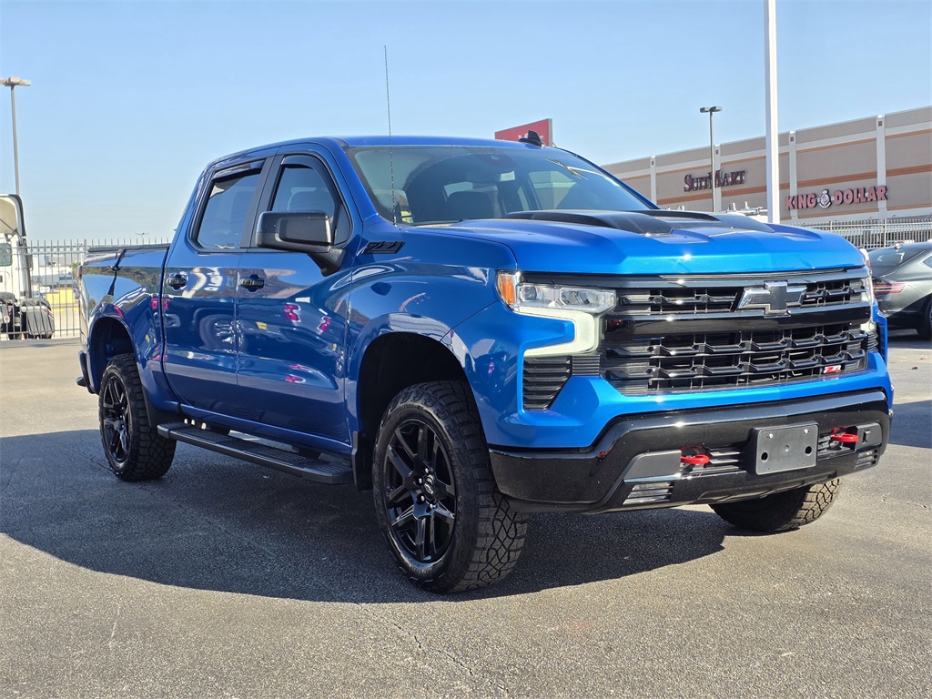 2023 Chevrolet Silverado 1500 LT Trail Boss - 2
