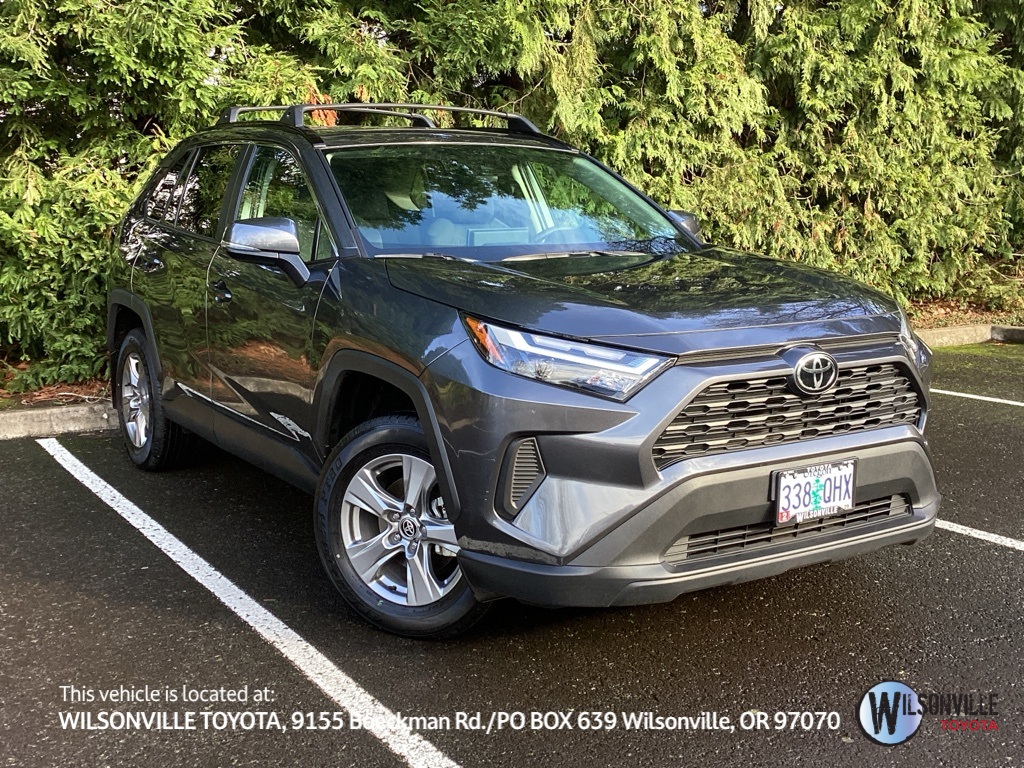 2025 Toyota RAV4 XLE AWD