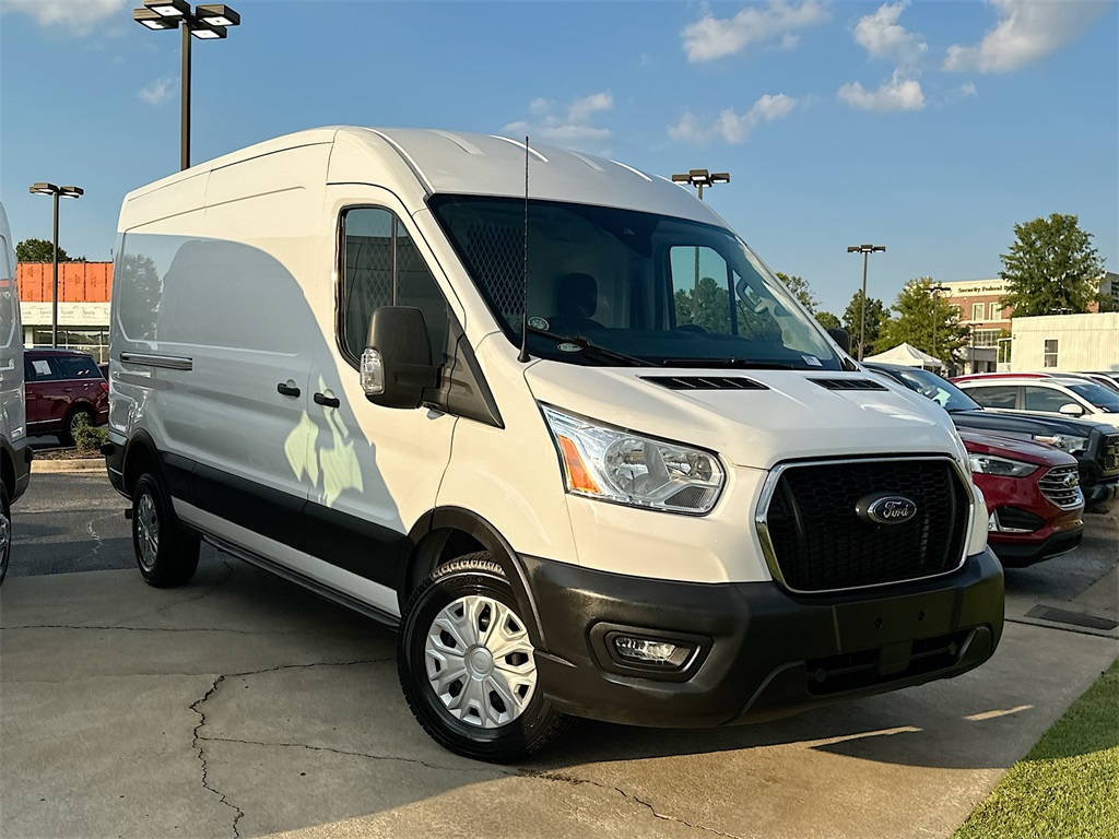2022 Ford Transit-250 Base