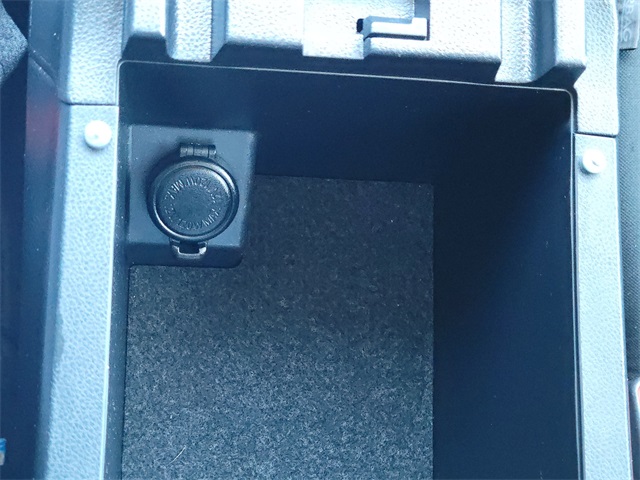 2022 Subaru Outback Premium White at AutoSavvy Houston Southwest