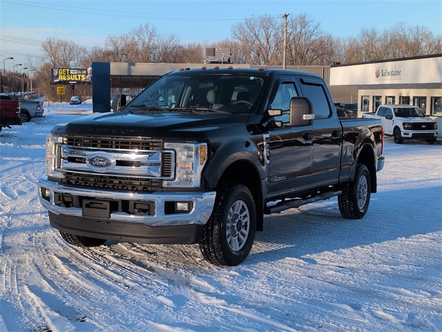 2017 Ford F-250 Super Duty XLT Crew Cab 4WD