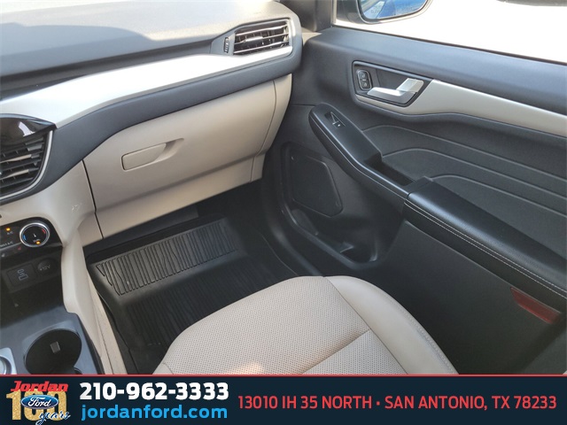 Used Car 2022 Ford Escape Hybrid  Sel For Sale In San Antonio, Texas