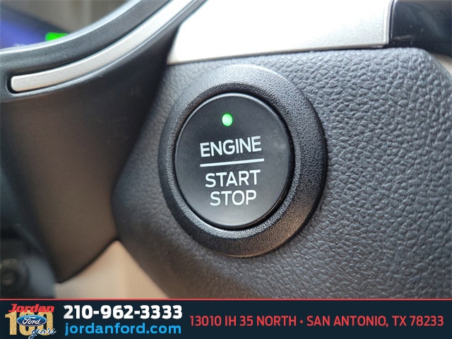 Used Car 2022 Ford Escape Hybrid  Sel For Sale In San Antonio, Texas