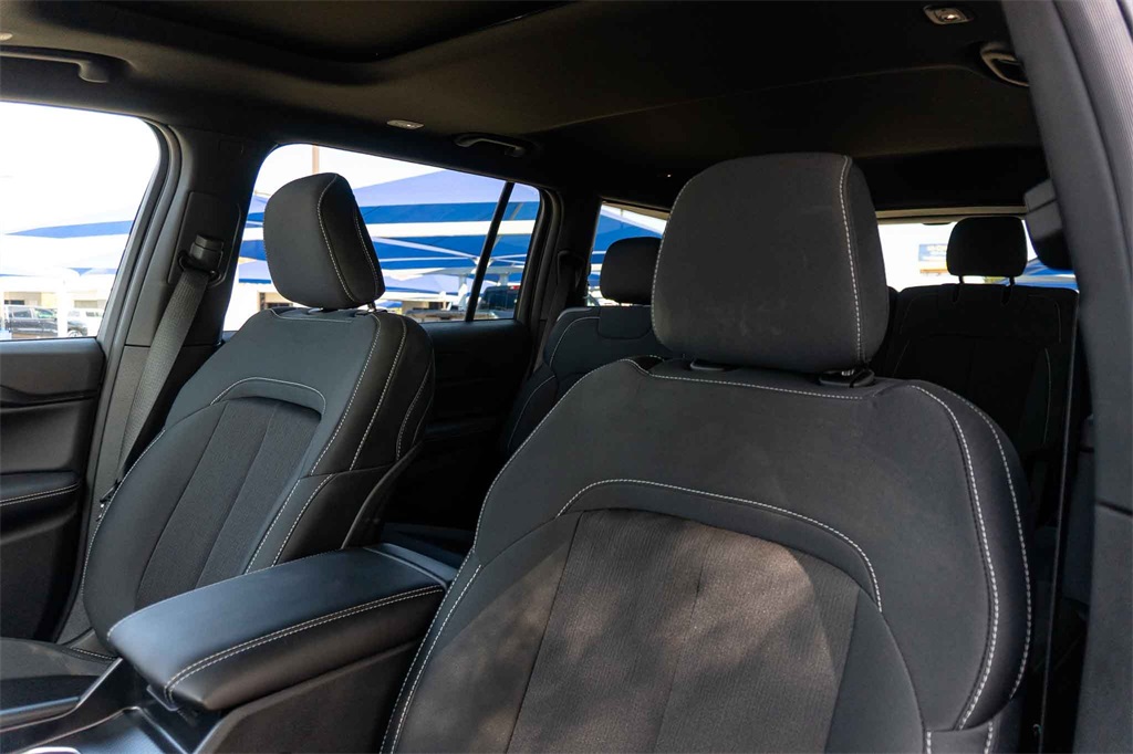 New Car 2025 Jeep Grand Cherokee L  Laredo For Sale Under $50,000 In San Marcos, Texas