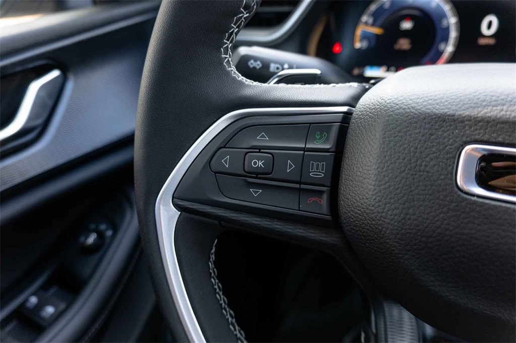 New Car 2025 Jeep Grand Cherokee L  Laredo For Sale Under $50,000 In San Marcos, Texas