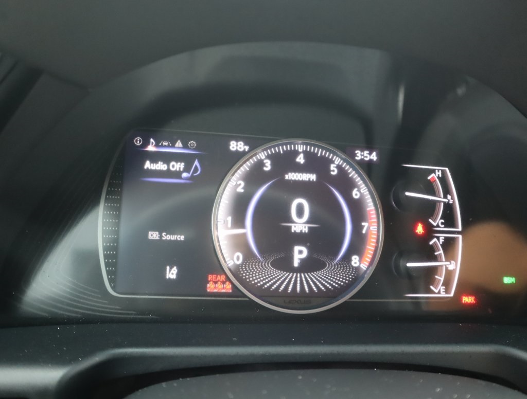 Thumbnail: 2022 Lexus ES - 26