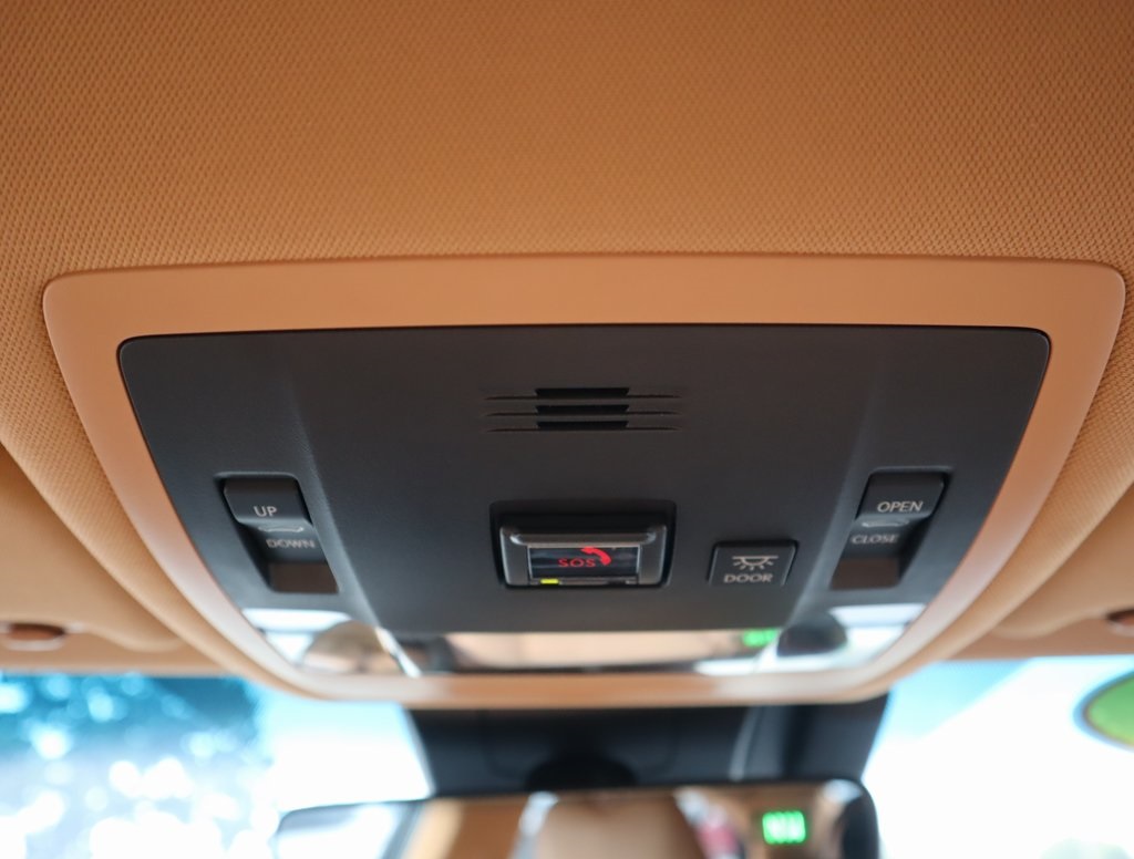 Thumbnail: 2022 Lexus ES - 27