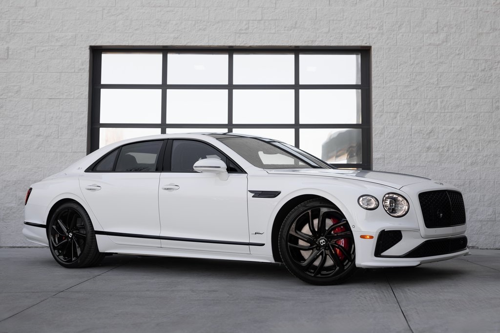 2025 Bentley Flying Spur Speed's photo