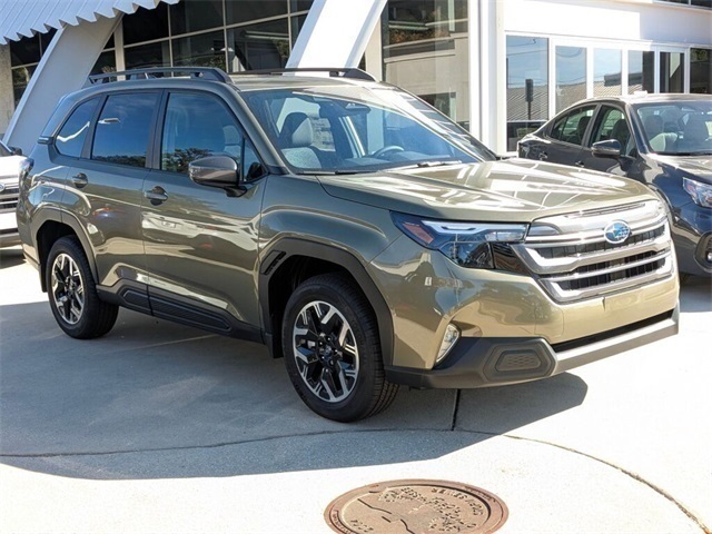 2025 Subaru Forester Premium Crossover AWD