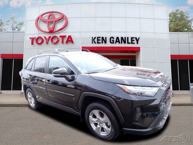 2023 Toyota RAV4 XLE AWD