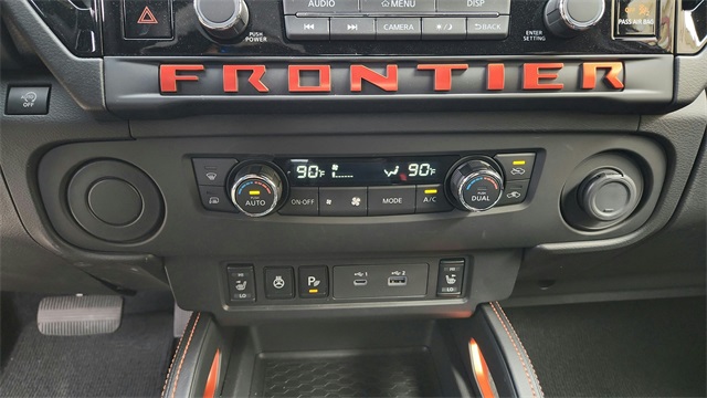 2025 Nissan Frontier