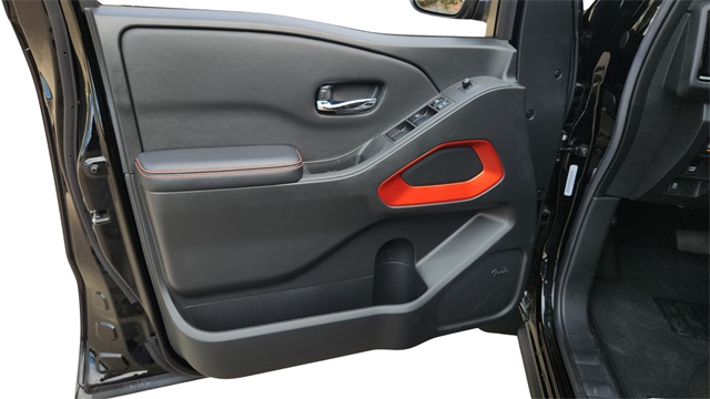 2025 Nissan Frontier