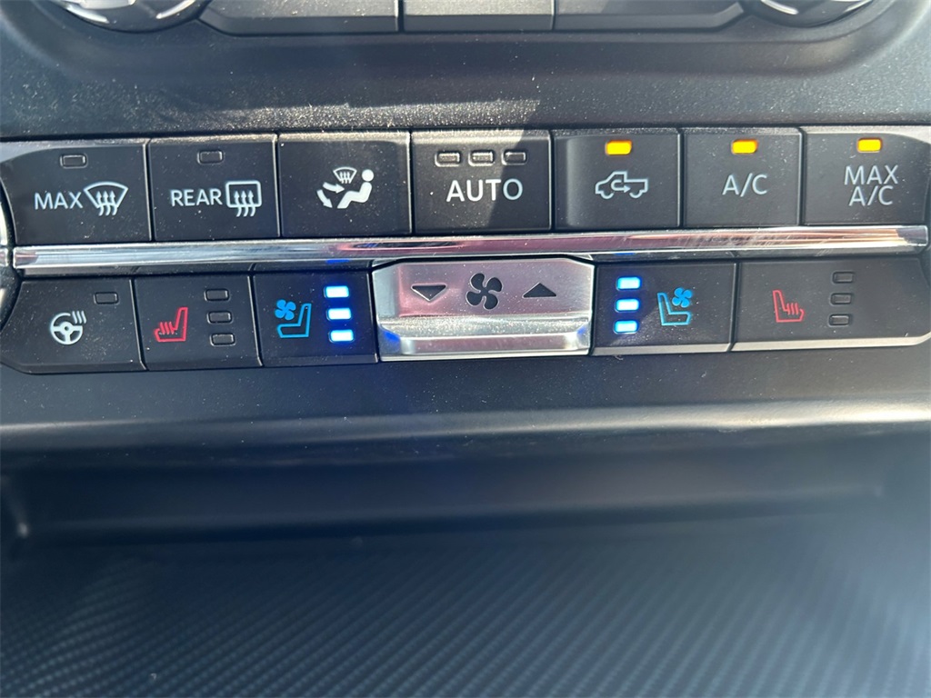 Used Car 2023 Ford F-250sd  Limited For Sale Under $80,000 In Floresville, Texas