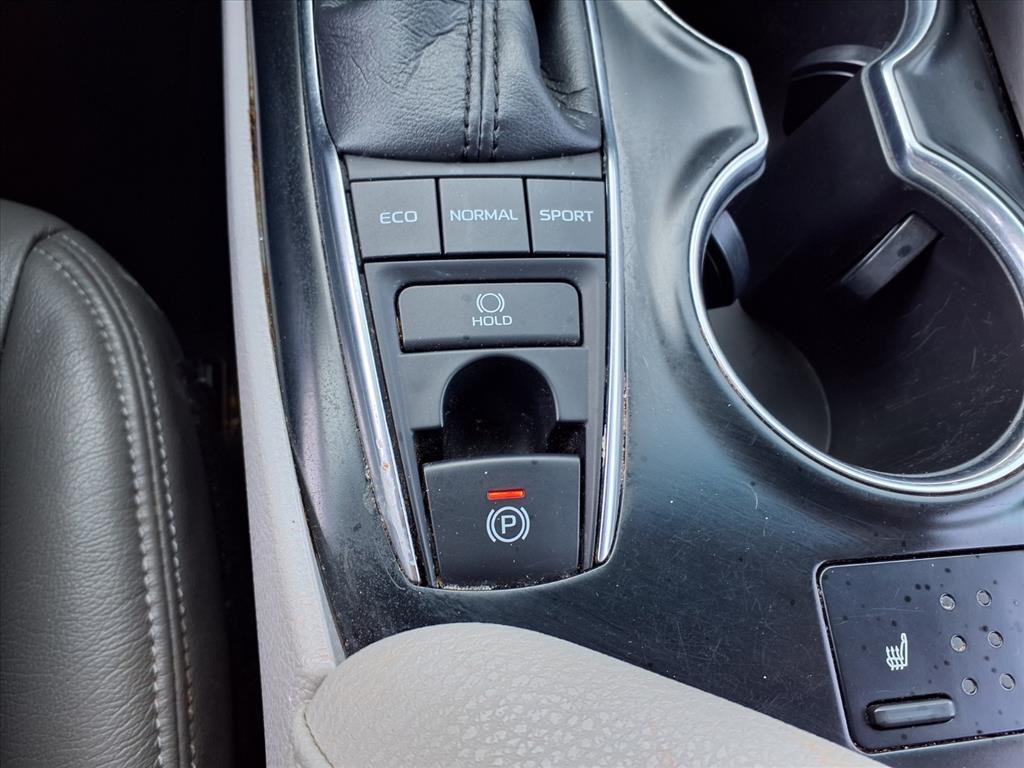 2018 Toyota Camry XLE Gray at Don Davis Chevrolet GMC