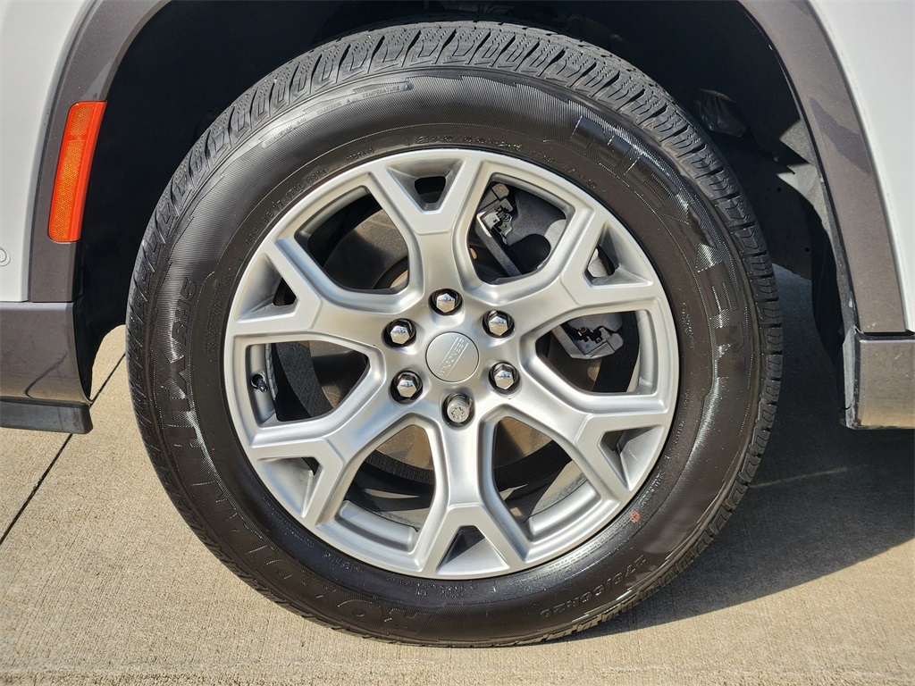 2022 Jeep Wagoneer Series II White at Bayshore Chrysler Jeep Dodge Ram