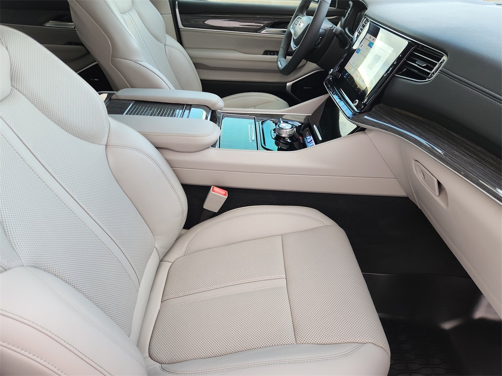 2022 Jeep Wagoneer Series II White at Bayshore Chrysler Jeep Dodge Ram