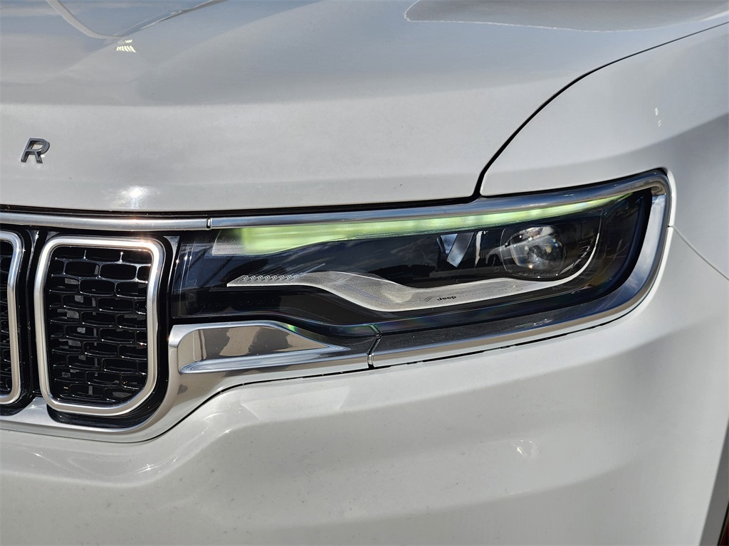 2022 Jeep Wagoneer Series II White at Bayshore Chrysler Jeep Dodge Ram