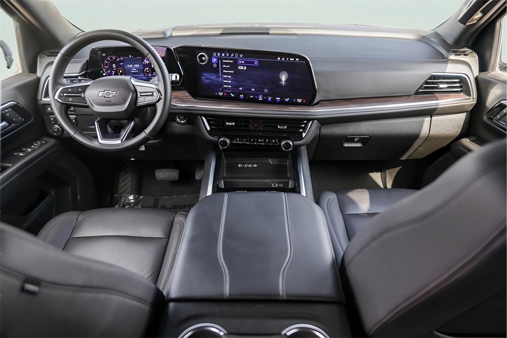 Used Car 2025 Chevrolet Suburban  Z71 For Sale Under $80,000 In Austin, Texas