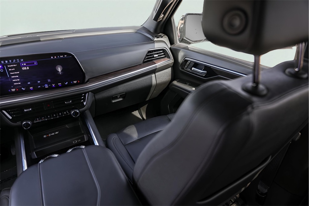 Used Car 2025 Chevrolet Suburban  Z71 For Sale Under $80,000 In Austin, Texas