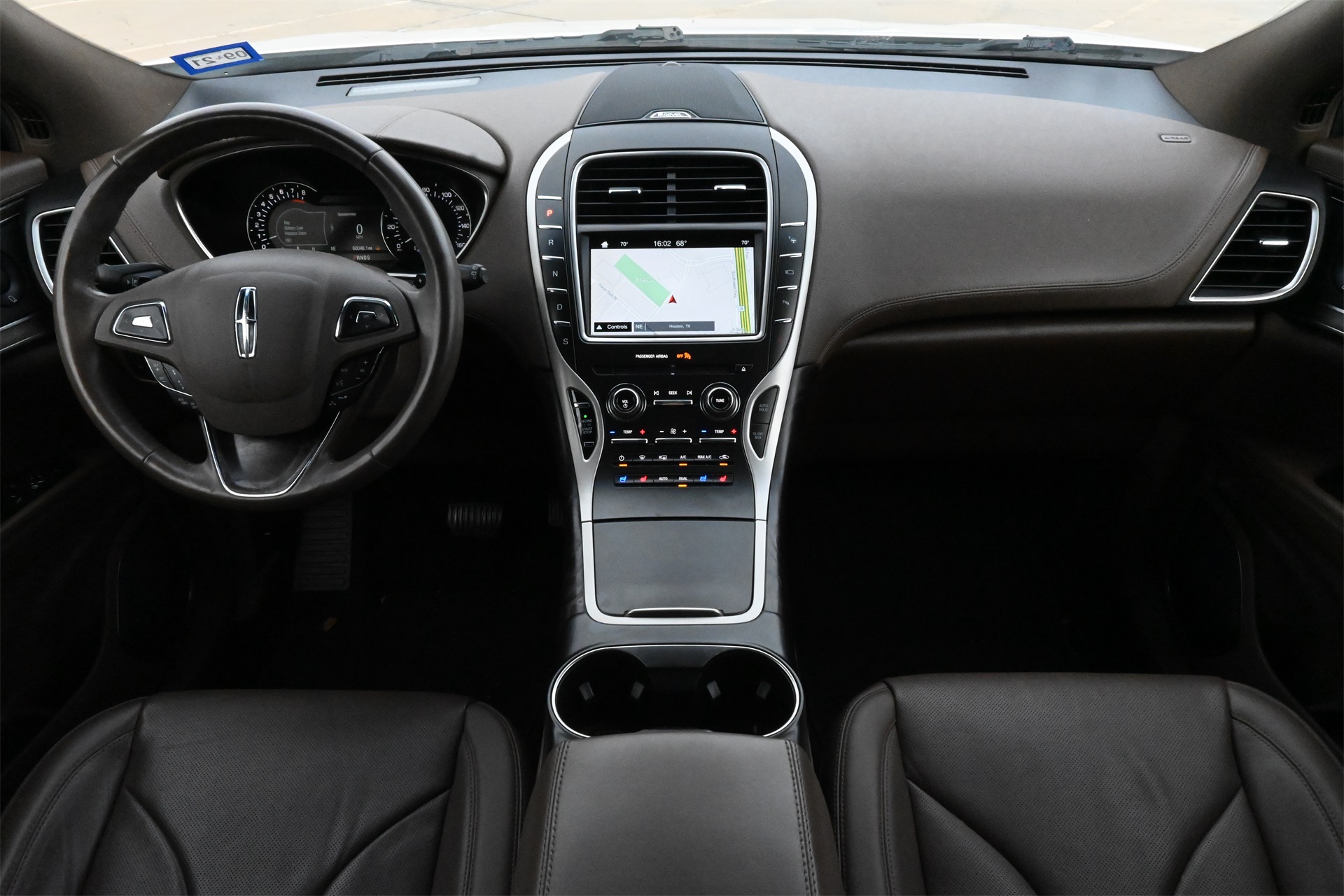 2017 Lincoln MKX Reserve White at Parkway Family Mazda