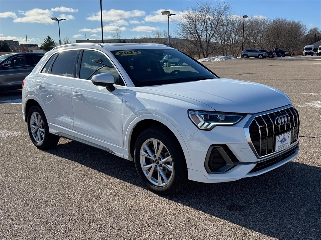 2023 Audi Q3 quattro Premium S Line 45 TFSI