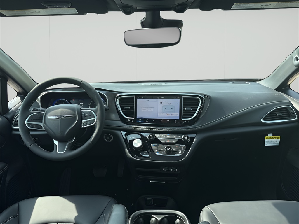 2025 Chrysler Pacifica