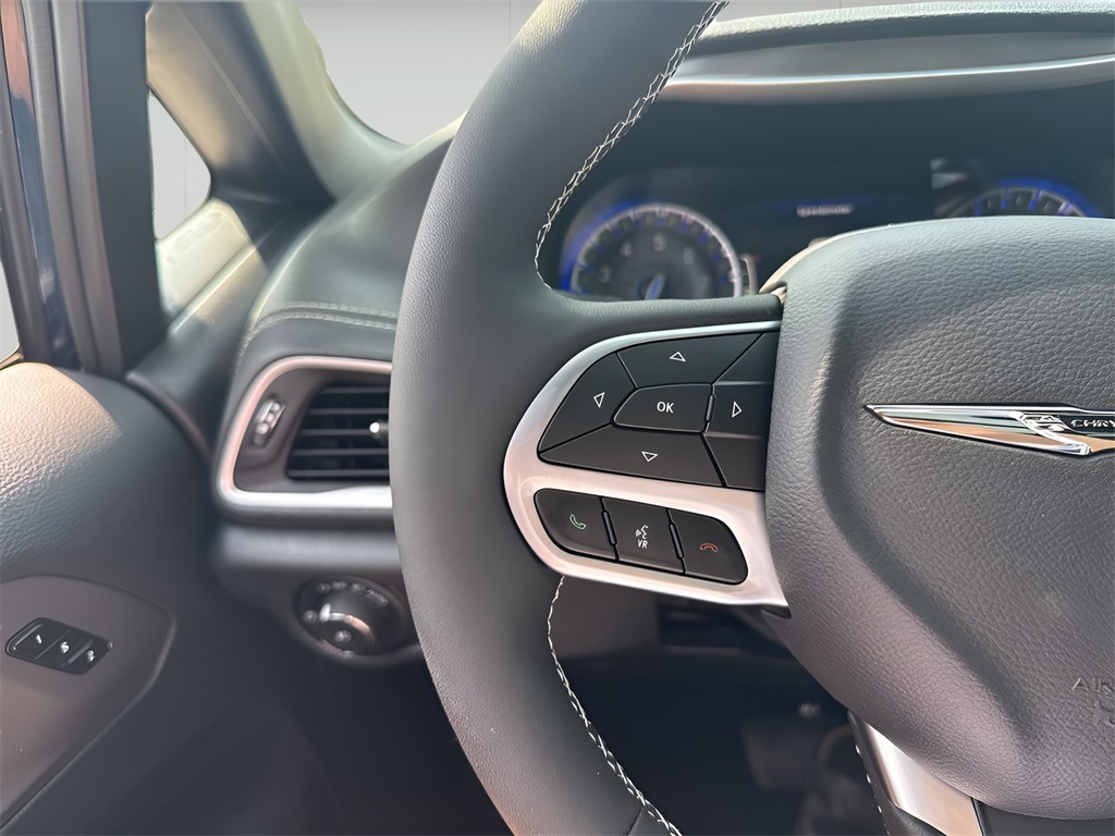 2025 Chrysler Pacifica
