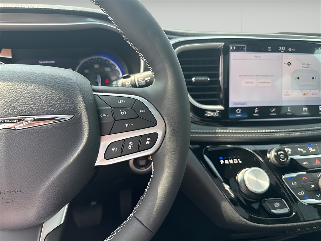 2025 Chrysler Pacifica