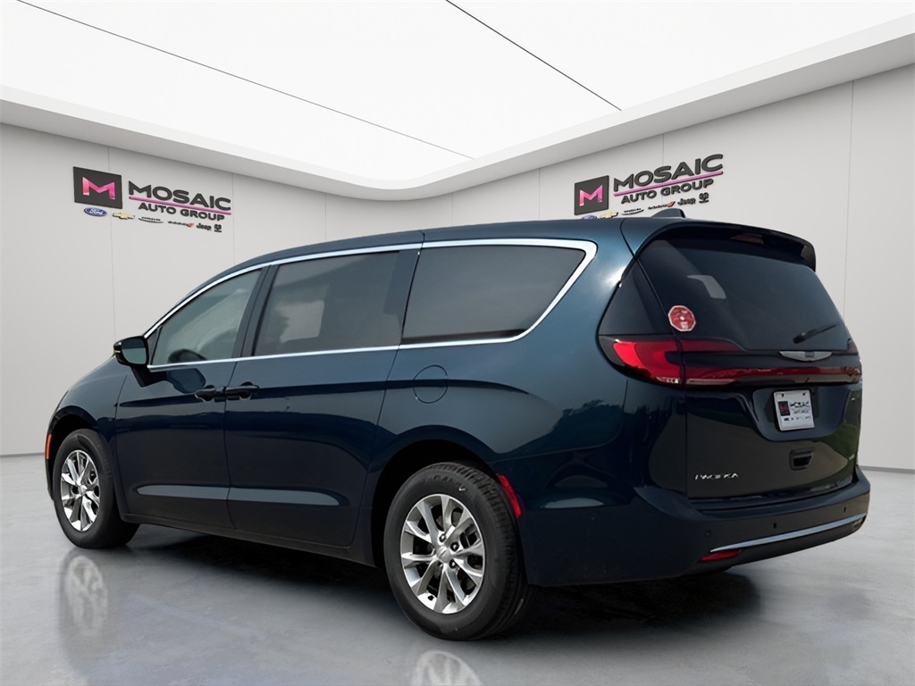 2025 Chrysler Pacifica