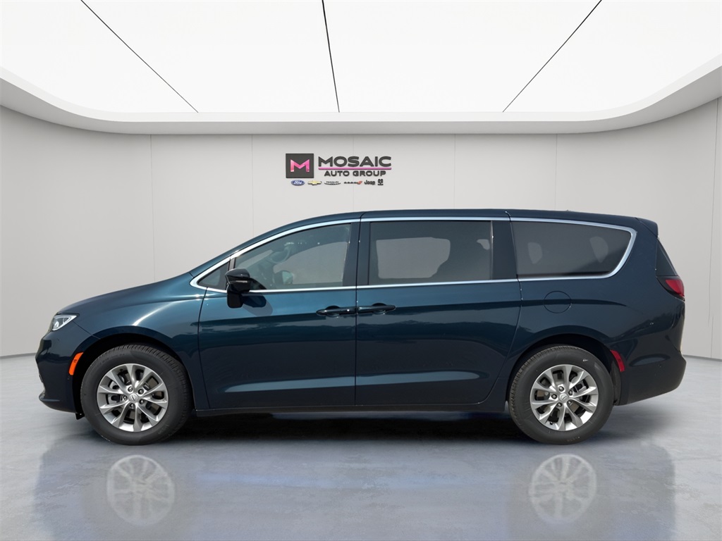2025 Chrysler Pacifica