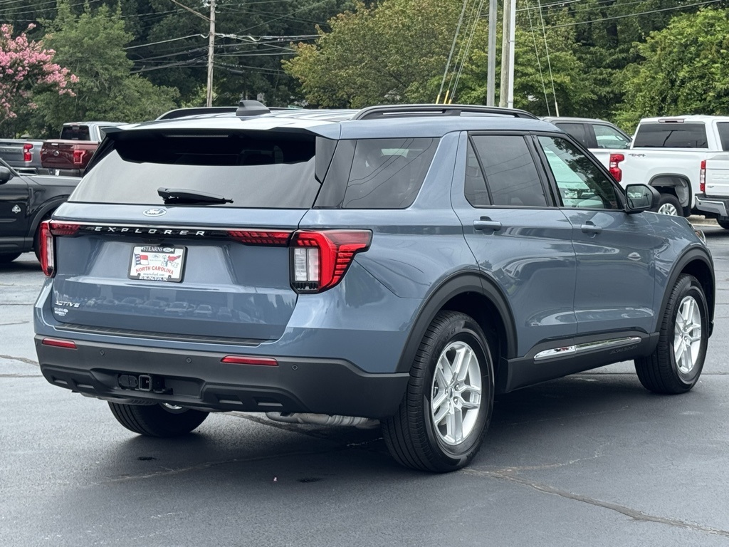 FordExplorer16