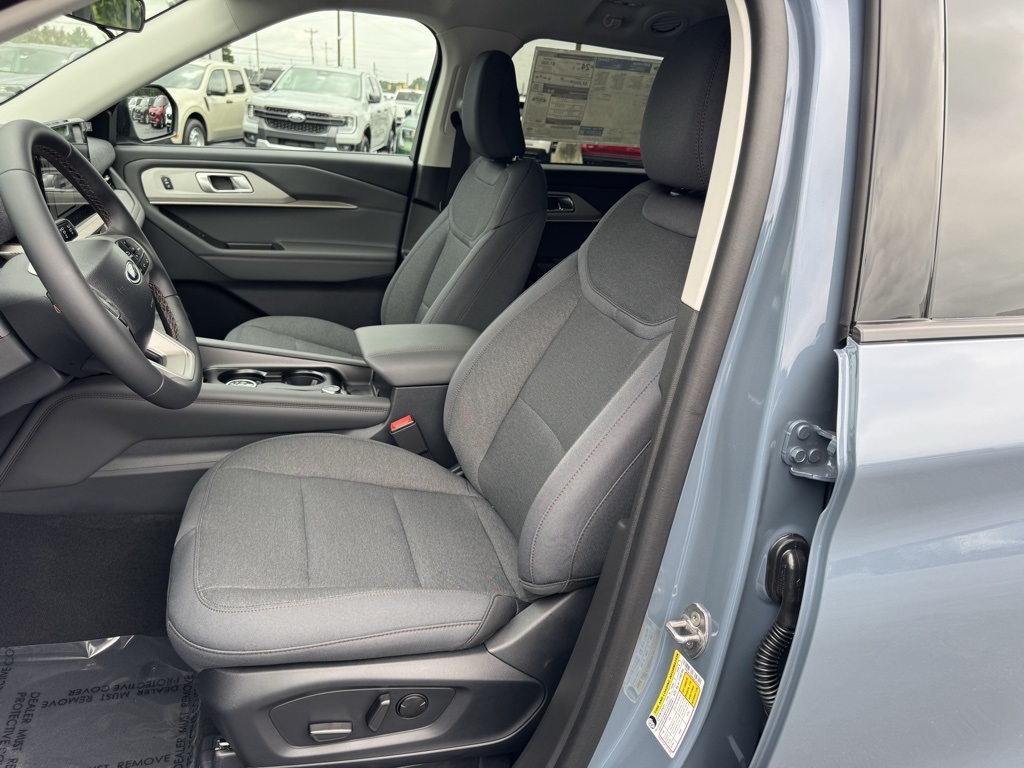 FordExplorer19