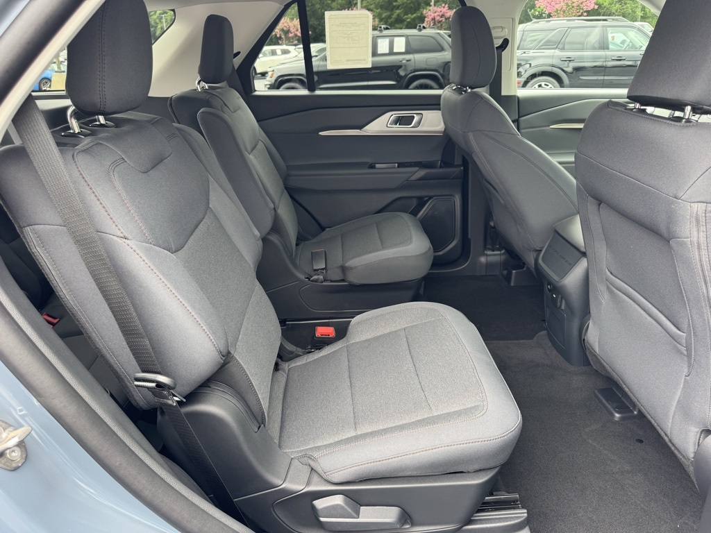 FordExplorer27
