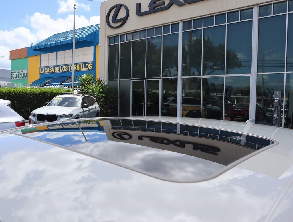 Thumbnail: 2025 Lexus IS - 12