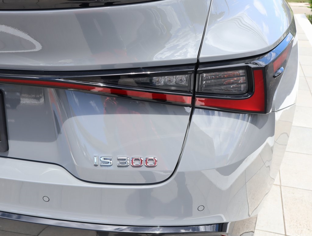 Thumbnail: 2025 Lexus IS - 30