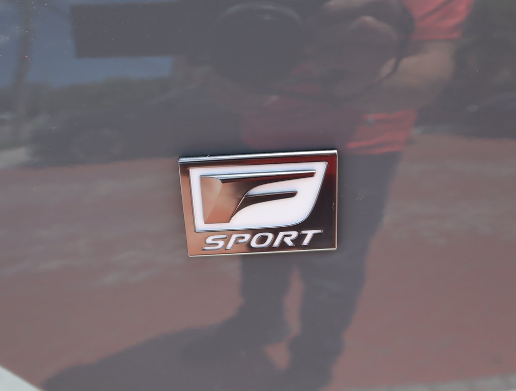 Thumbnail: 2025 Lexus IS - 9