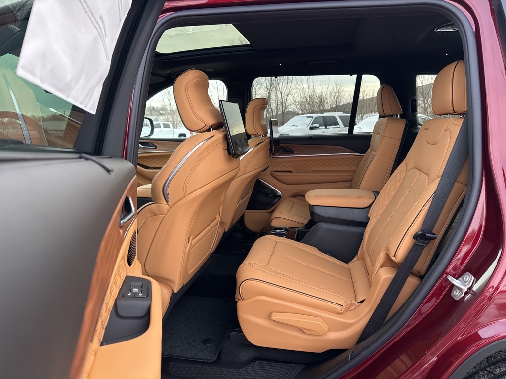 2025 Jeep Grand Cherokee L