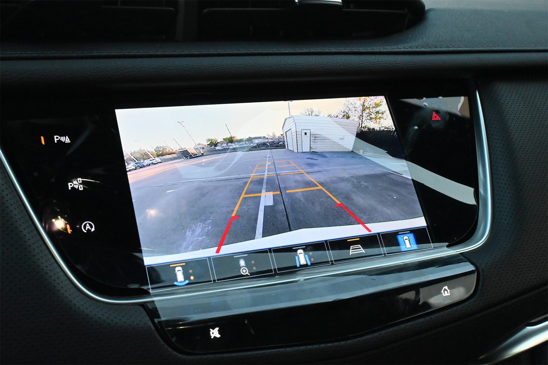 2025 Cadillac XT5 Premium Luxury White at Bayway Cadillac of The Woodlands