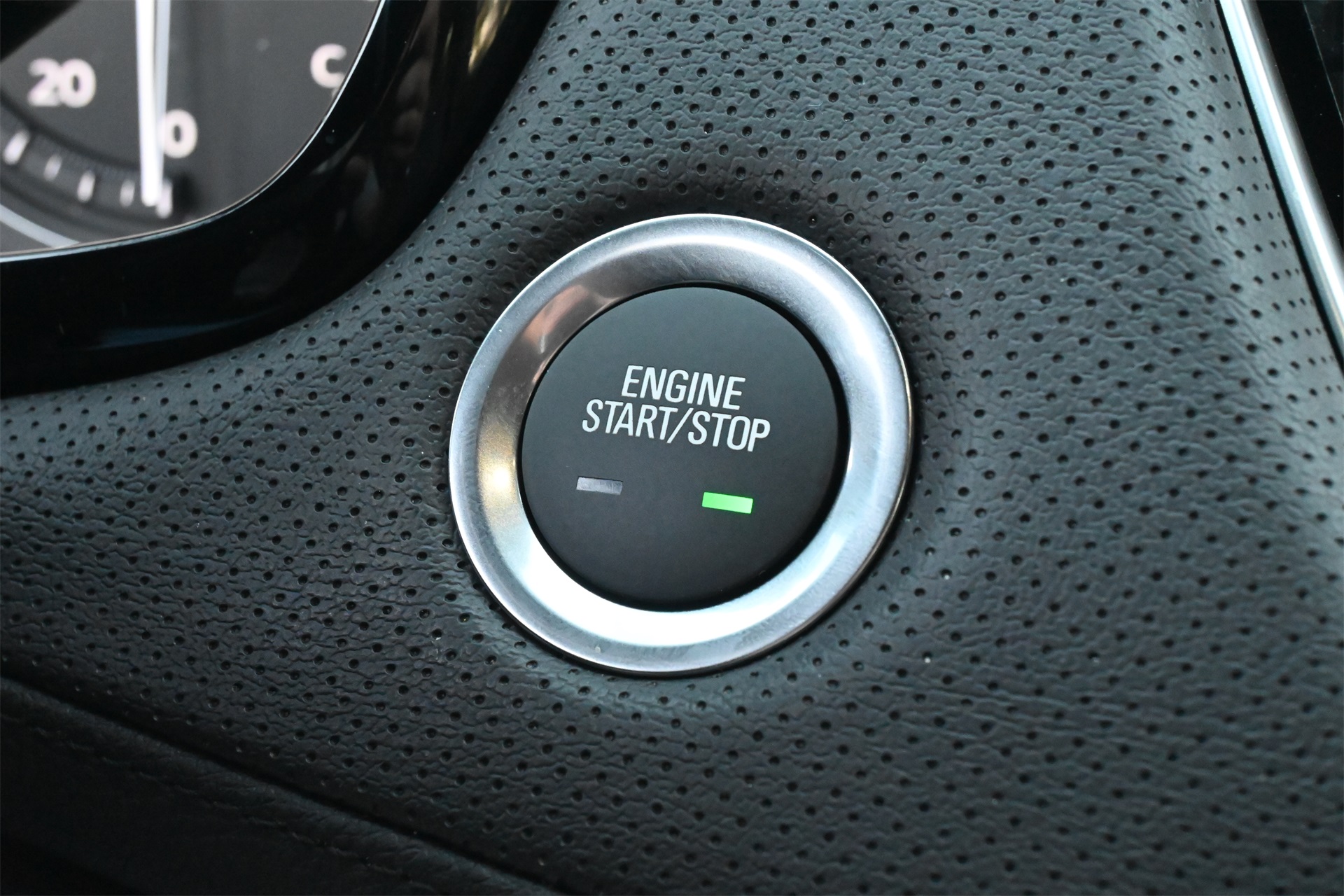 2025 Cadillac XT5 Premium Luxury White at Bayway Cadillac of The Woodlands