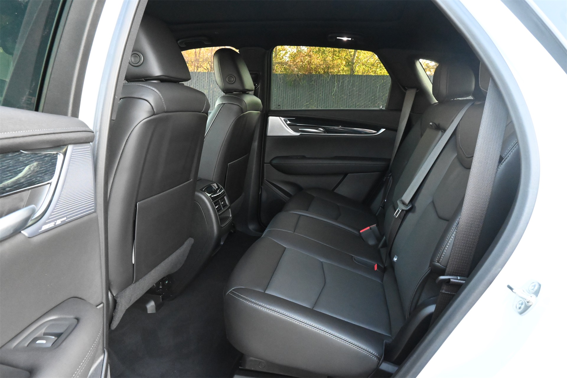 2025 Cadillac XT5 Premium Luxury White at Bayway Cadillac of The Woodlands